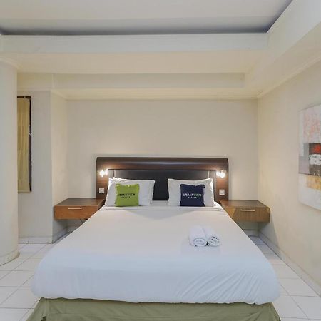 Urbanview Hotel Taman Suci Denpasar Exterior foto