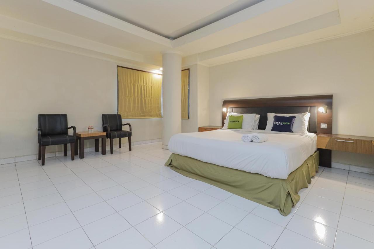Urbanview Hotel Taman Suci Denpasar Exterior foto
